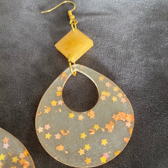 Resin dangle earrings pierced ear - Picture 2 of 5